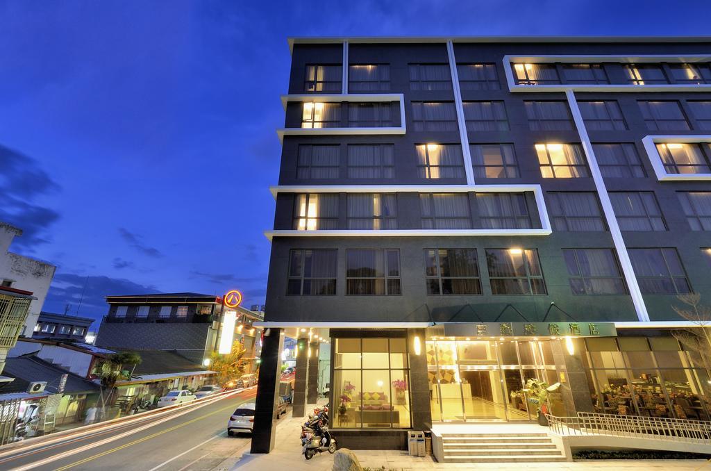 Hoya Hotel Taitung Exterior photo